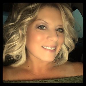 Meet your Posher, Cary